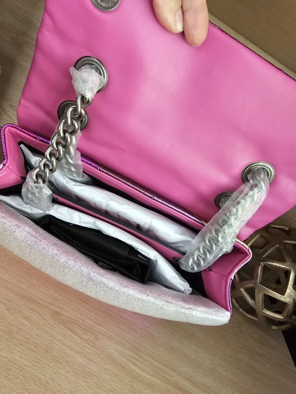 Kurt Geiger London Brixton Leather Shoulder Bag.